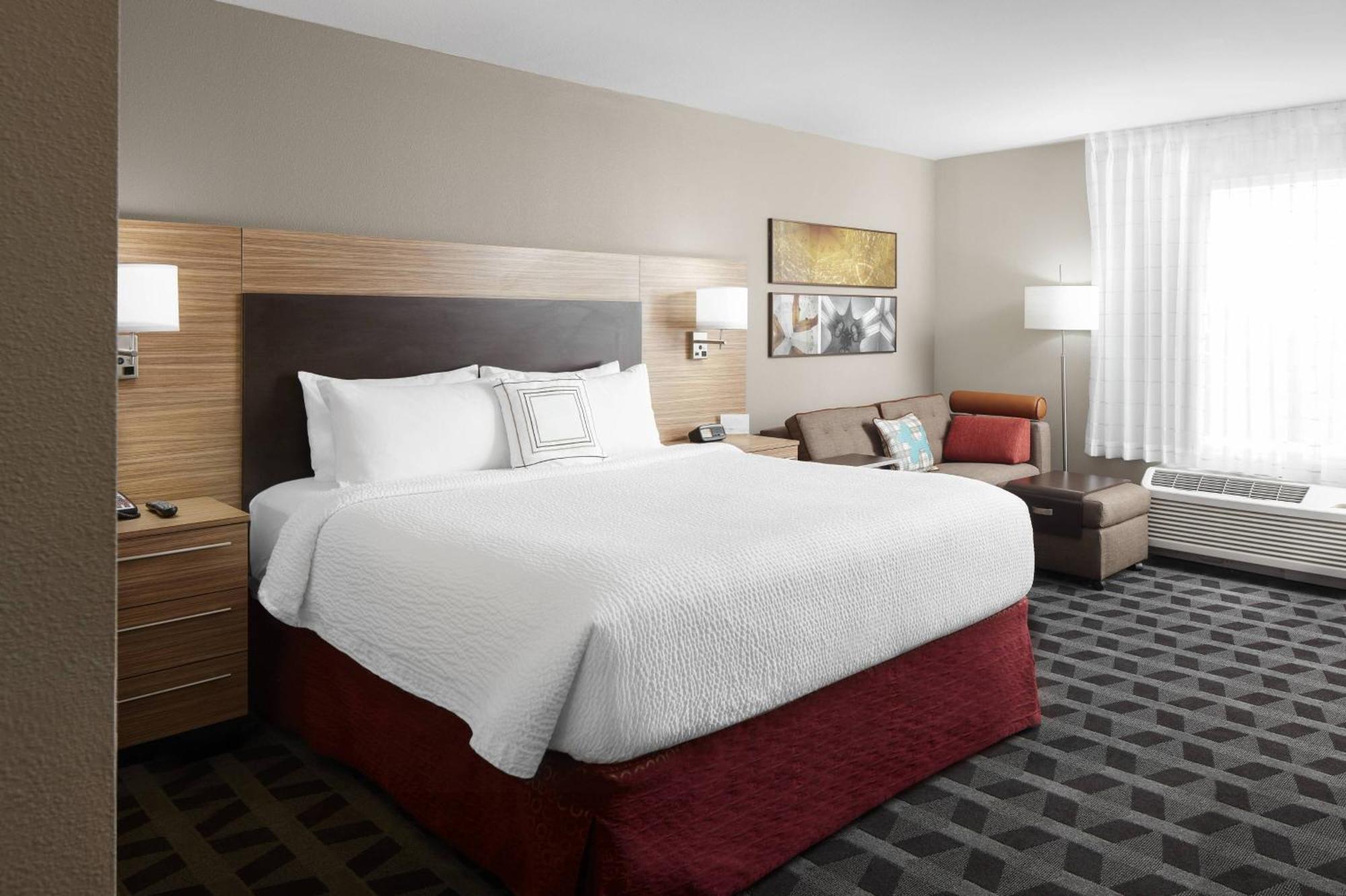 Towneplace By Marriott South Tampa