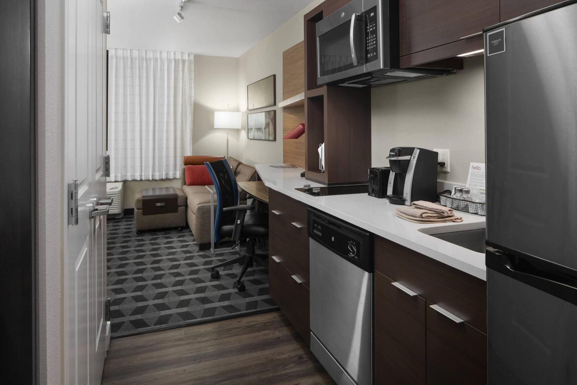 Towneplace By Marriott South Hotel